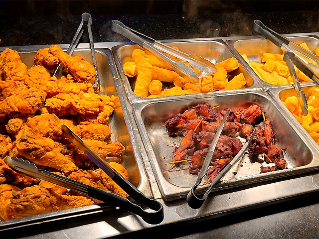 Buffet and grill station